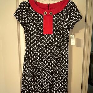 Connected Apparel Black and Red Sheath Dress with Short Sleeves and Crew Neck